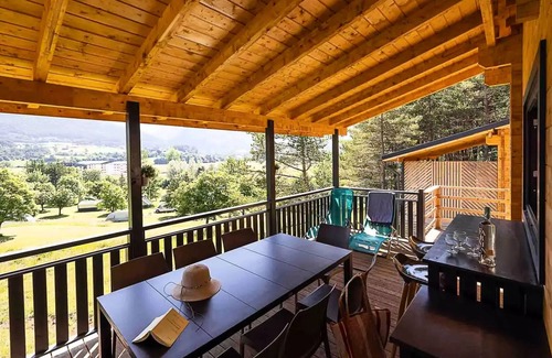 Lus-la-Croix-Haute Ski Chalet | Campsite CHAMP LA CHEVRE * - Duplex Chalet 3 bedrooms (6-8 people) 6 to 8 people - 6 people. included in the price