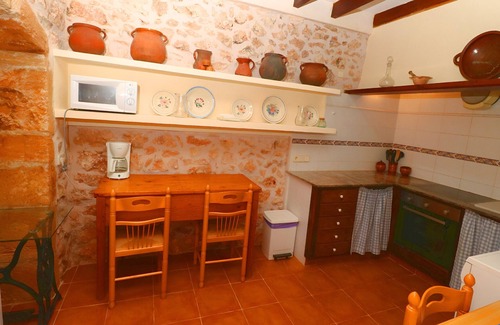 Es Llombards Villa | Can Cova 413 rustic finca with private pool, terrace, air conditioning and WiFi