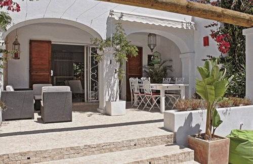 Santa Eulalia del Rio House | Can Lorac - House in Cala Llonga 3 bdrm close to the beach shops and restaurants