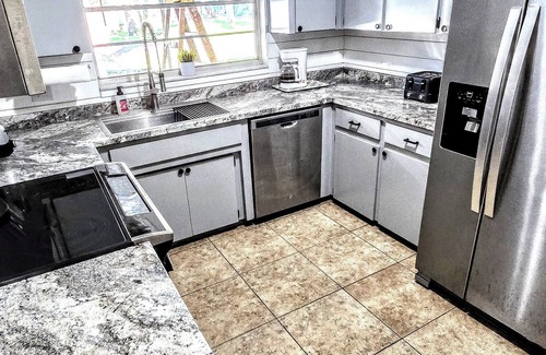 Inverness House | Canal front Lake Henderson, pool, 3/2, Withlacoochee bike trial!