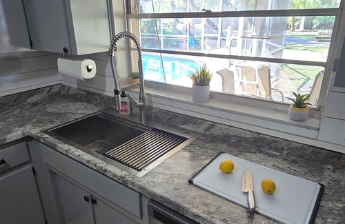 Inverness House | Canal front Lake Henderson, pool, 3/2, Withlacoochee bike trial!