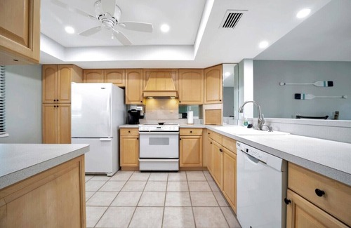 Whitney Beach Condo | Canal Front Monthly Rental in West Bradenton