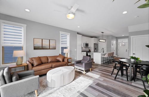 Ottawa House | Canal Port - 3 bed, 3.5 Bath