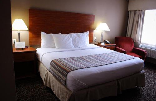 Canby Hotel | Canby Inn and Suites
