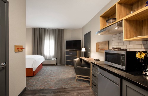 Apex Hotel | Candlewood Suites Apex Raleigh Area by IHG