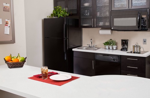 Oak Grove Hotel | Candlewood Suites Fort Campbell - Oak Grove by IHG