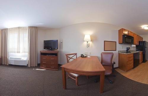 Lafayette Hotel | Candlewood Suites Lafayette by IHG