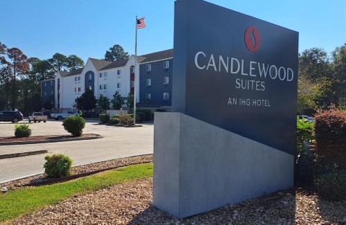 Lafayette Hotel | Candlewood Suites Lafayette - River Ranch by IHG
