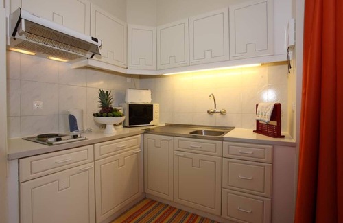 Madeira Island Apartment | Caniço Bay Club 1