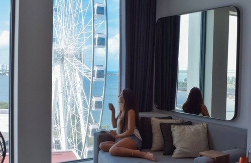 La Isla Hotel | Canopy by Hilton Cancun La Isla