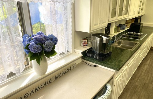 Sagamore Beach Apartment | Cape Cod Studio with Kitchen. Very to close to beach! No bridge!