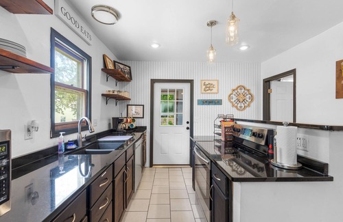 Kewaunee House | Cape Code Home Kewaunee Near Door County