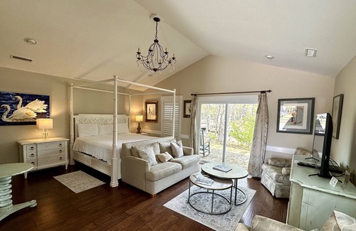 Elizabethtown Resort | Cape Fear Vineyard and Winery