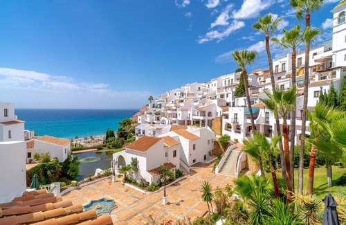 Chimenea Apartment | Capistrano Playa 715 by Casasol