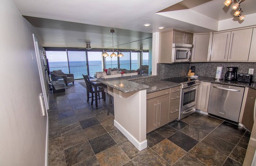 North Pacific Beach Condo | Capri Beach Accommodations