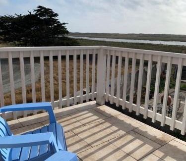 Moss Landing Hotel | Captain's Inn at Moss Landing