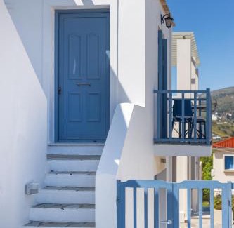 Paleopolis Apartment | Captain's Nest