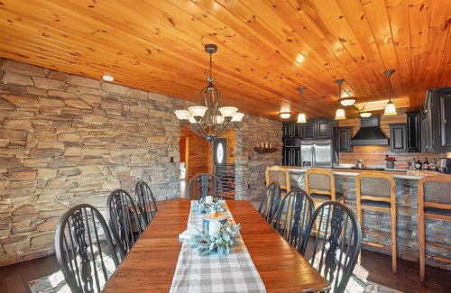 Arley House | Captain's Quarters: 5 BR, 2.5 BA House in Arley, Sleeps 14