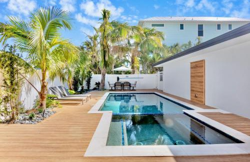 Bradenton Beach Hotel | Captain’s Quarters at Anna Maria Island Inn