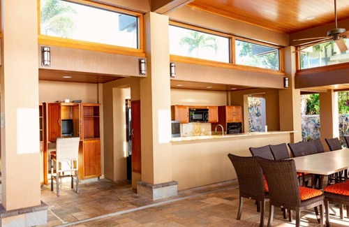 Wailea Condo | Captivating Ocean View Retreat: Spacious Beauty at Wailea Elua #902