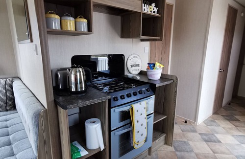 Weymouth House | Caravan at Littlesea Holiday park, Weymouth - sleeps 8