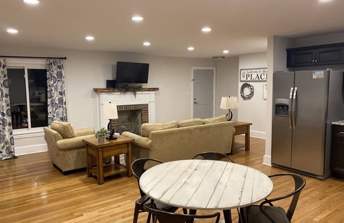 Greenville - Spartanburg House | Cardinal Gem - 3 bdrm/2bath home in Taylors