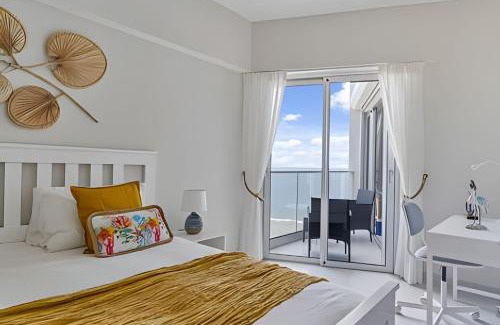 Juan Dolio - El Pueblo Apartment | Caribbean Bright Dawn View 1BDRM Beachfront apt.