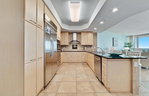 Orange Beach East House | Caribe Resort Unit D1016