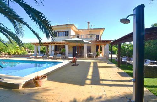 Sa Cabaneta House | Caricuao house