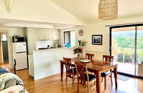 Crooked Brook House | Caringal in the Valley Farm stay