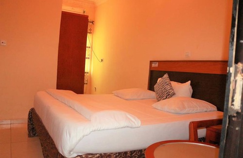 Calabar Hotel | Carlcon Hotel