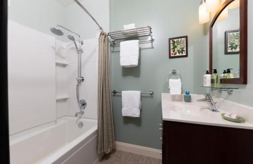 Carlisle Bed & Breakfast | Carlisle House Bed and Breakfast