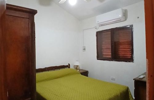 Londres House | Carlos II