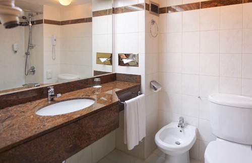 Antananarivo Avaradrano Hotel | Carlton Hotel