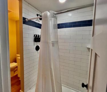 North Carolina Coast Hotel | Carolina Beach Motel