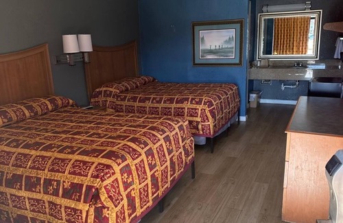 Moncks Corner Hotel | Carolina Inn