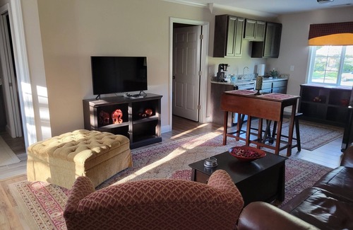 Senoia Apartment | Carriage House Apt in Downtown Senoia