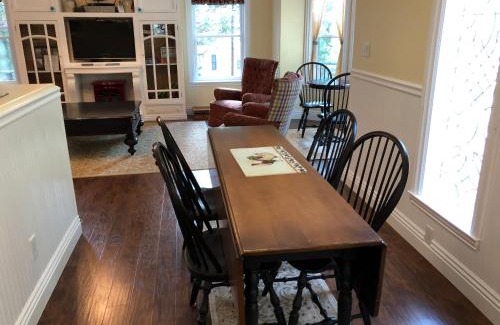 Fish Camp House | Carriage House at Yosemite