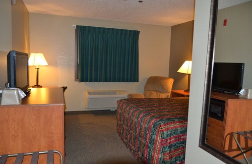 Carrington Hotel | Carrington Inn & Suites