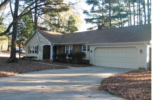 Cary House | Cary Top Location Ranch Home