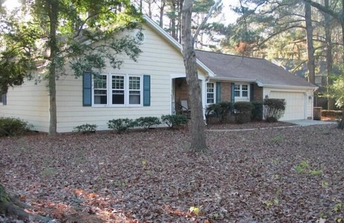Cary House | Cary Top Location Ranch Home
