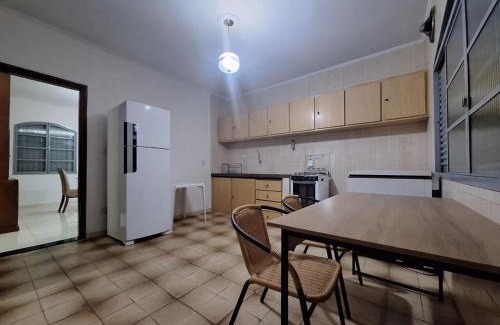 Bandeirantes House | CASA - 3 quartos com ar - garagem para 3 carros