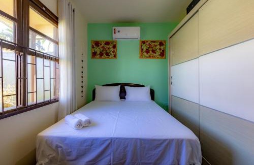 Caioba House | Casa 3 quartos com Wi-Fi, Ar e Churrasqueira