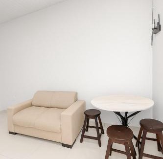 Santa Monica House | Casa 4 min Parque do Sabia, UFU, Center Shopping