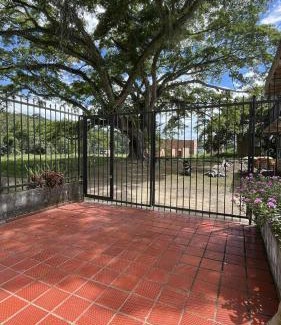 Viota House | Casa 5 Familiar Las Vegas