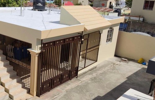 Constanza House | Casa acogedora excelente para vacacionar