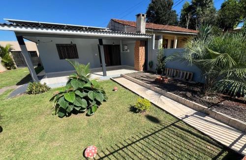 Santa Felicidade House | Casa aconchegante de fácil acesso Br 277 Aeroporto