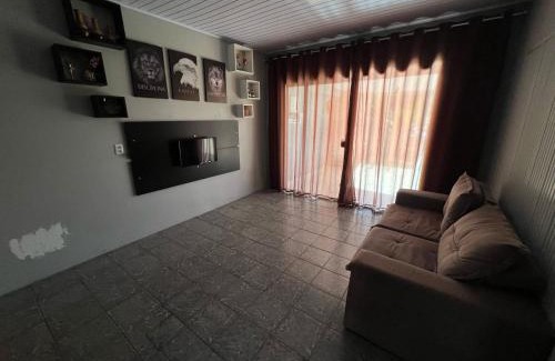 Santa Felicidade House | Casa aconchegante de fácil acesso Br 277 Aeroporto