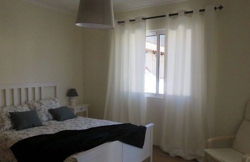 Estreito da Calheta House | CASA AGAPANTHE Large comfortable house and swimming pool