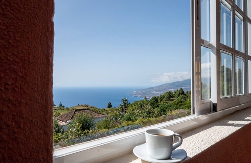 Puntallana Cottage | CASA ALBA, rustic house on the hill with heated pool-spa and sea views